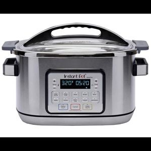 Instant Pot Multi-Use Slow Cooker/Sous Vide, 8 Qt